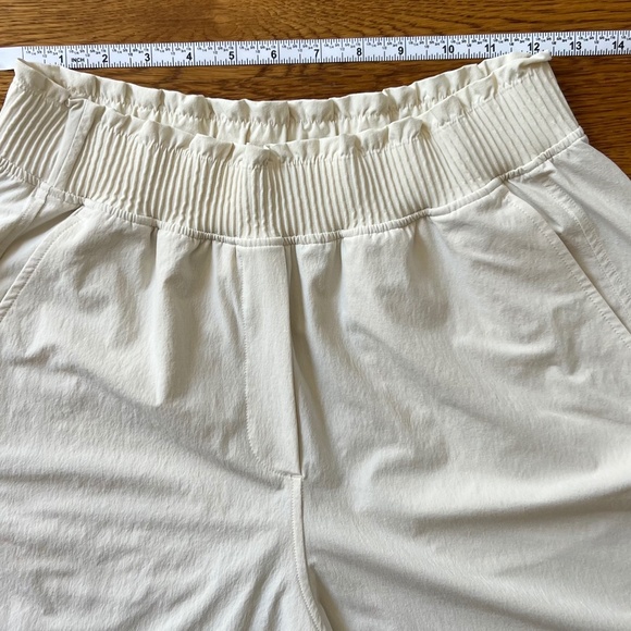 Lululemon Stretch Woven Ruffle-Waist High-Rise Short 9" - Picture 8 of 14